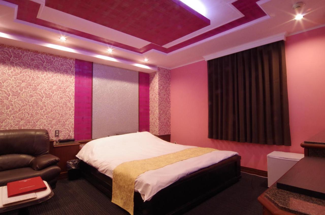 Hotel Noah Grande (Adults Only) Osaka Exterior foto